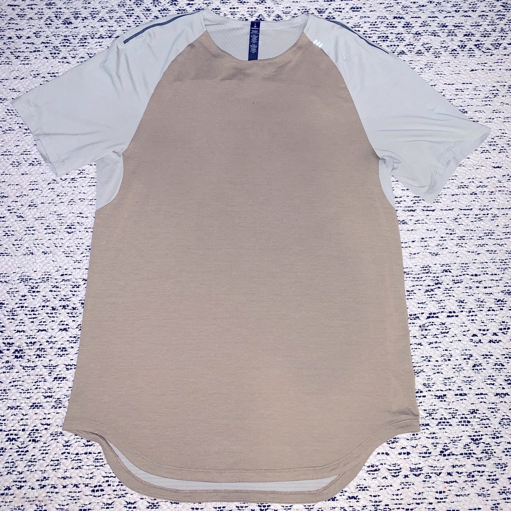 Men’s Lululemon T-Shirt